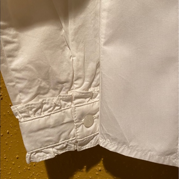 Long Sleeve Blouse! 🌷5 for $20 - Picture 4 of 4